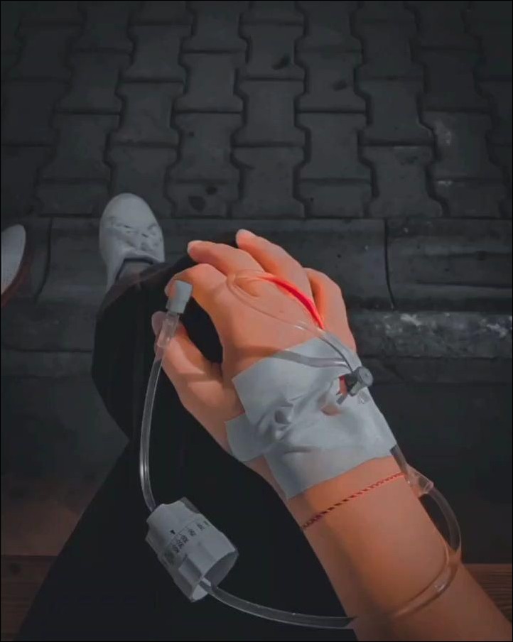 alone-dp-boy