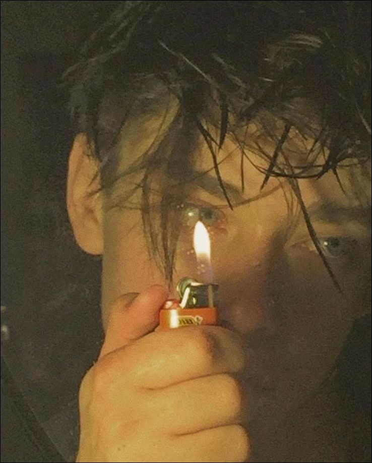 heartbroken-crying-sad-boy-dp