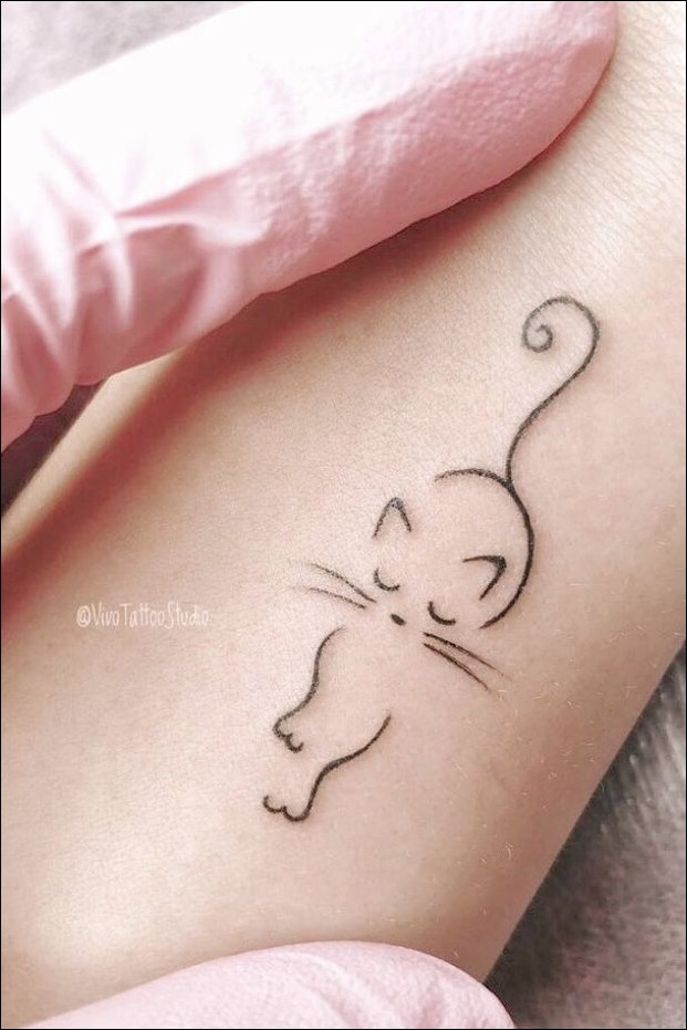 neck-tattoo-for-girls