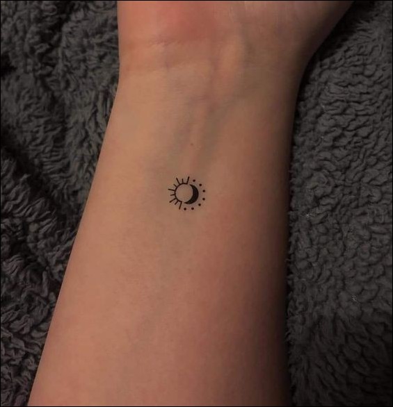 unique-tattoo-for-girls