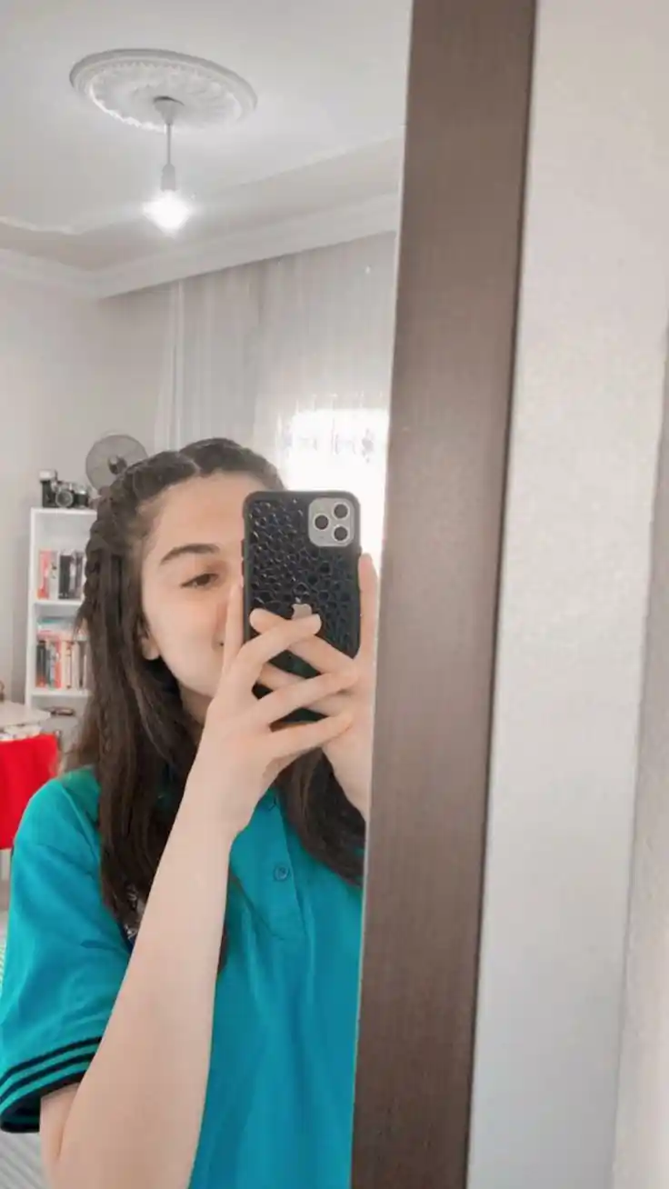 girls dp black colour