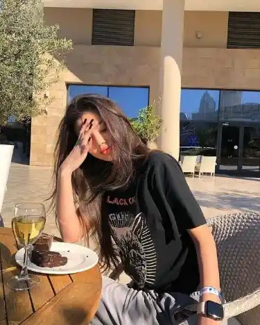 girls dp blur black