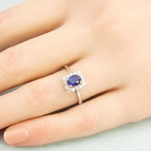 Top Diamond Ring Brands Women Love