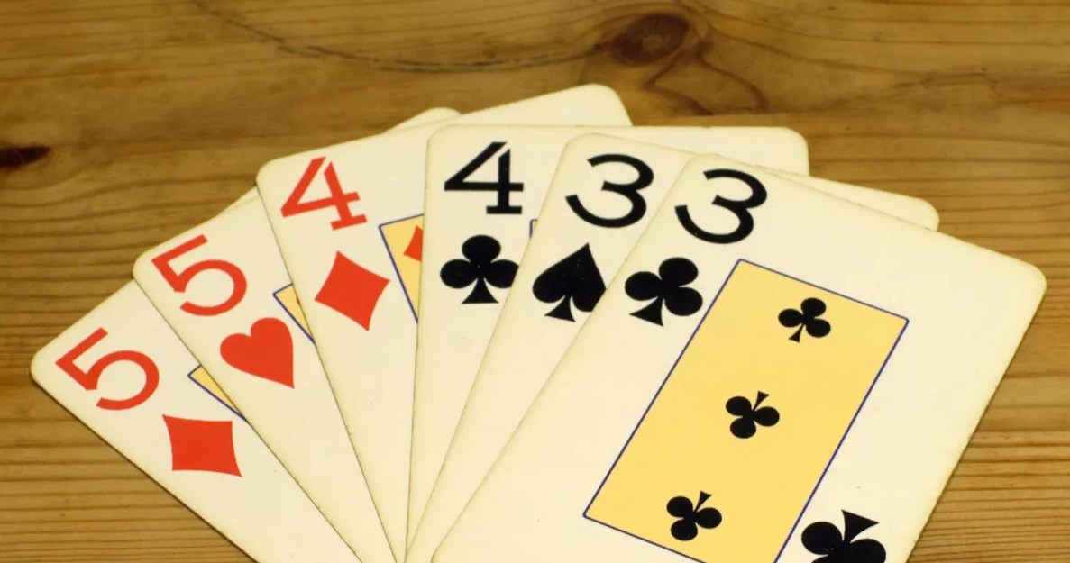 Northern Tien Len - Unique Experience of Classic Card Game Northern Tien Len - Unique Experience of Classic Card Game