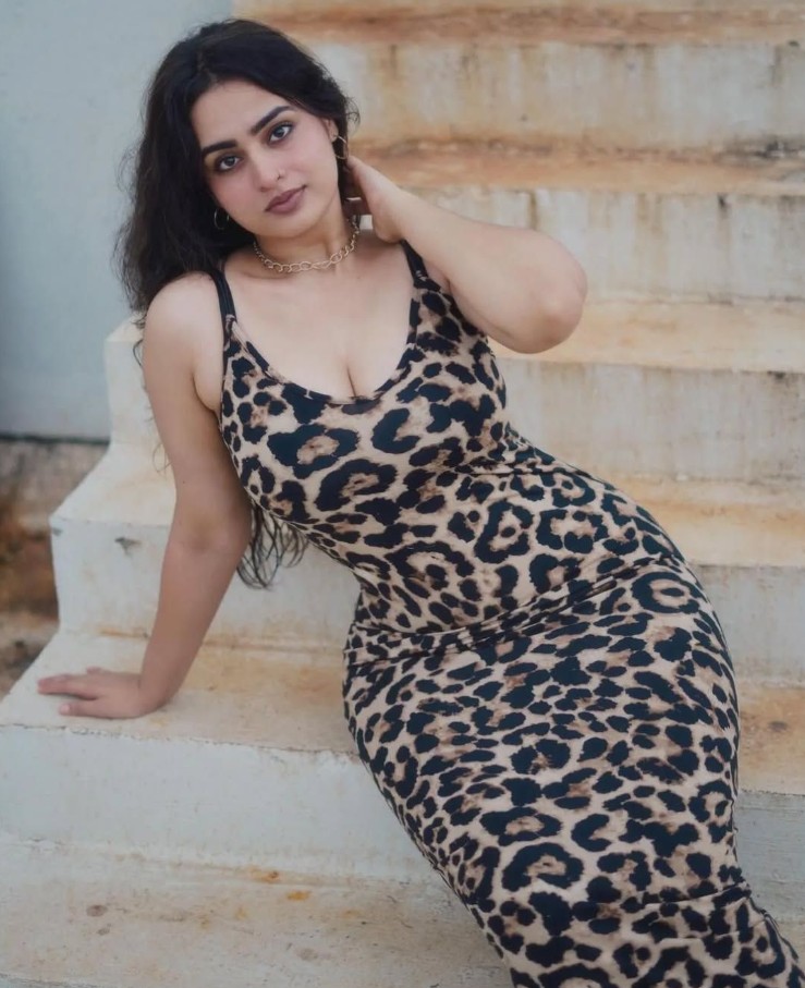 Ayesha Khan Hot Pics