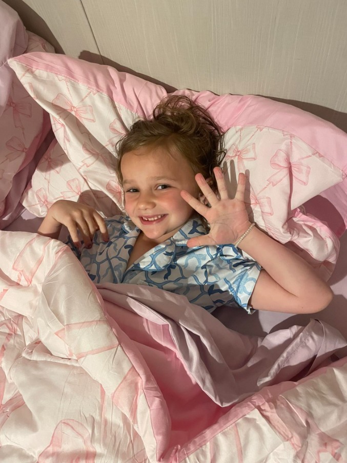 Whatsapp DP Cute baby girl