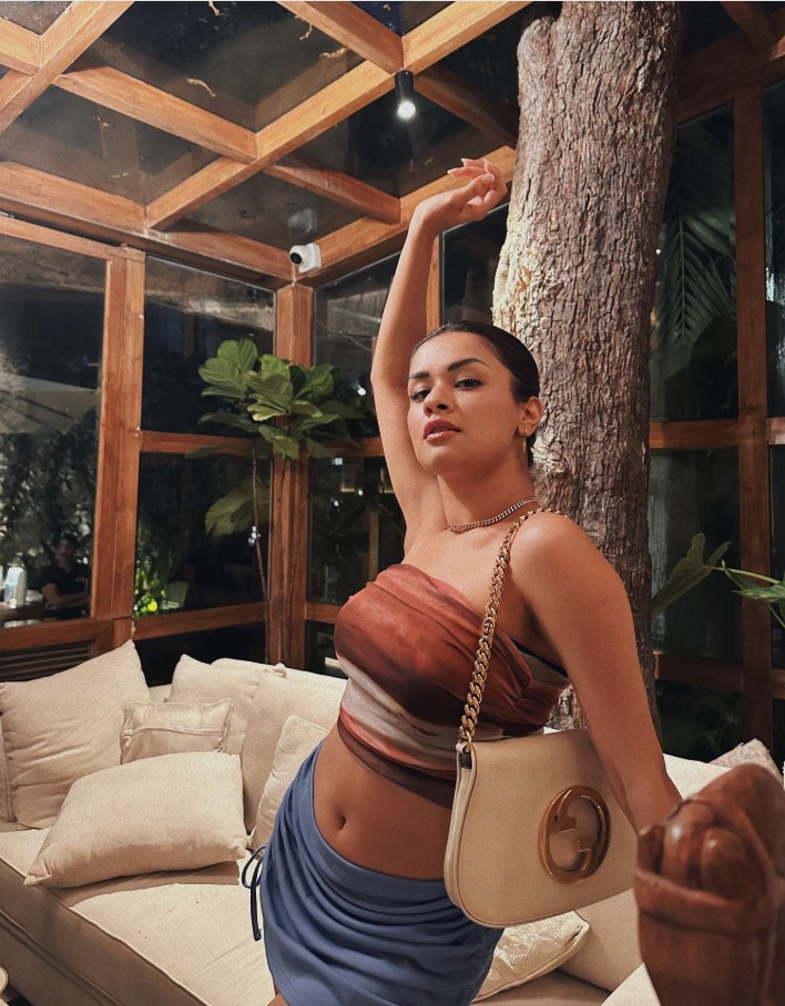 Avneet Kaur Hot Pics