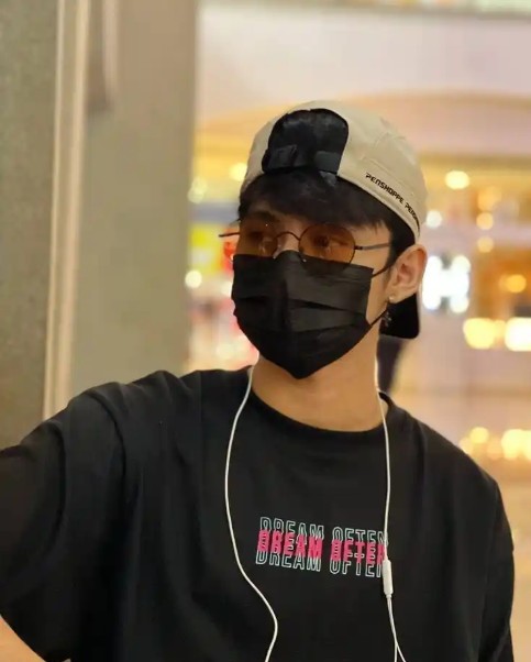 Boys Mask Dp, Images, Pics, Photos, Pictures & Wallpapers (2026) Boys Mask Dp