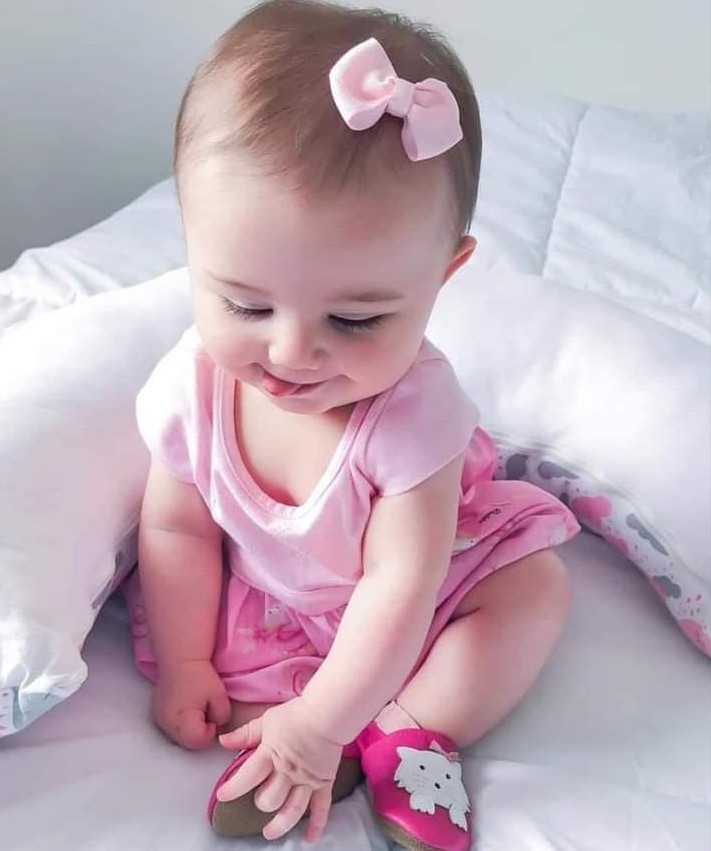 Whatsapp DP Cute baby girl
