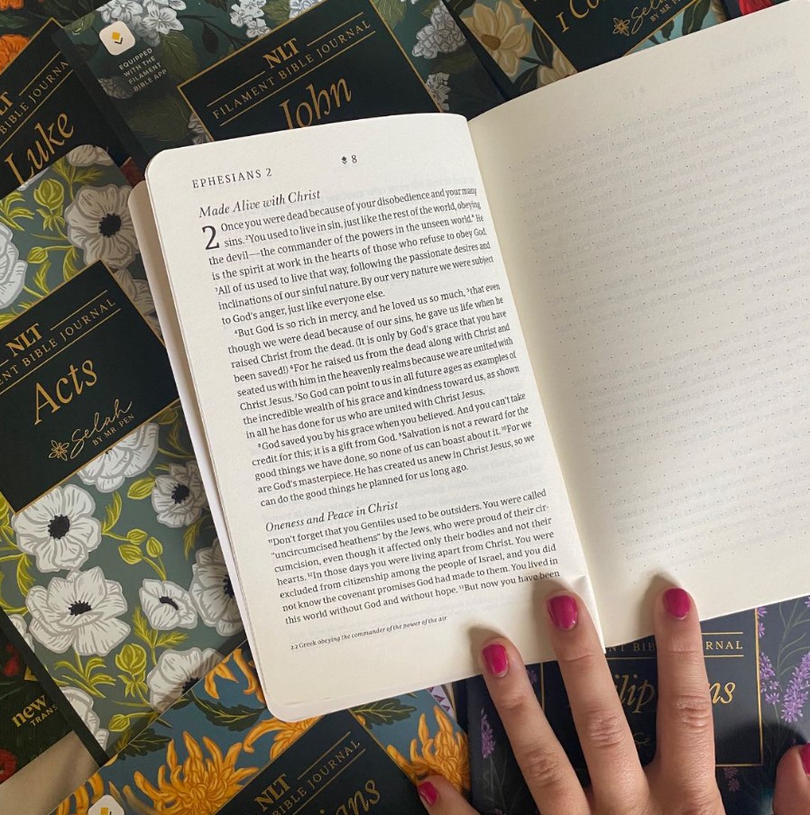 146+ Study Girl DP Images Smart and Stylish Photos Study Girl DP