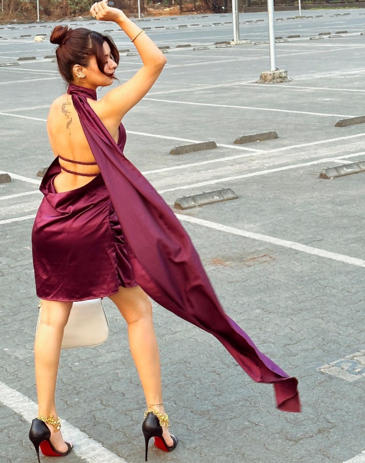 Avneet Kaur Hot Pics