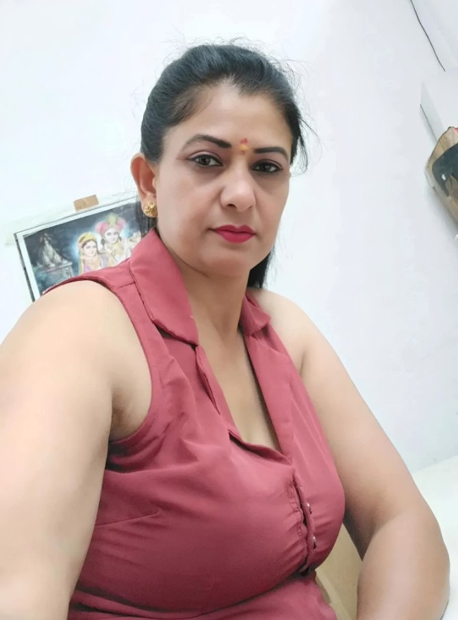 Sexy Mallu Aunty Dp