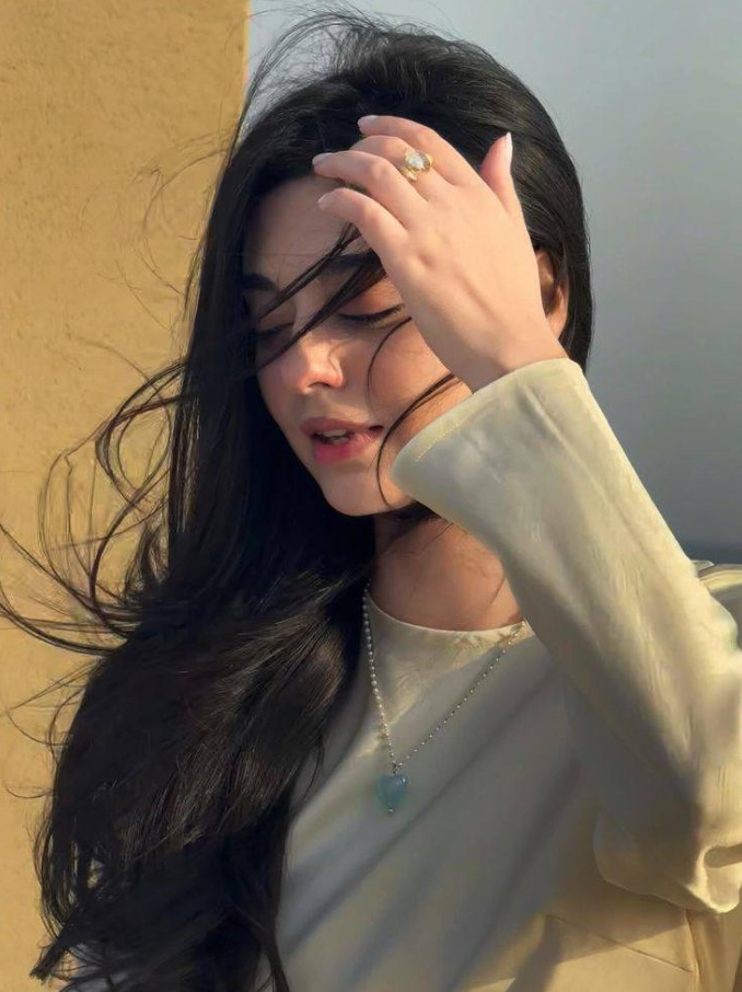 Attitude Girl DP