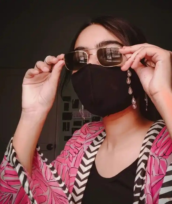 Mask Girl DP, Photos, Pictures & Wallpapers (2026) Mask Girl DP