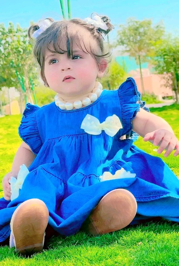Whatsapp DP Cute baby girl