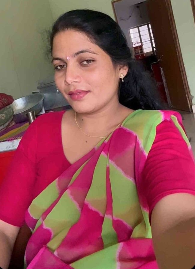 Sexy Mallu Aunty Dp