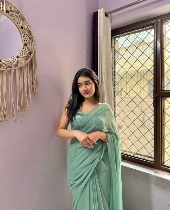 Saree Girl Dp