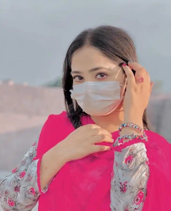 Mask Girl DP, Photos, Pictures & Wallpapers (2026) Mask Girl DP