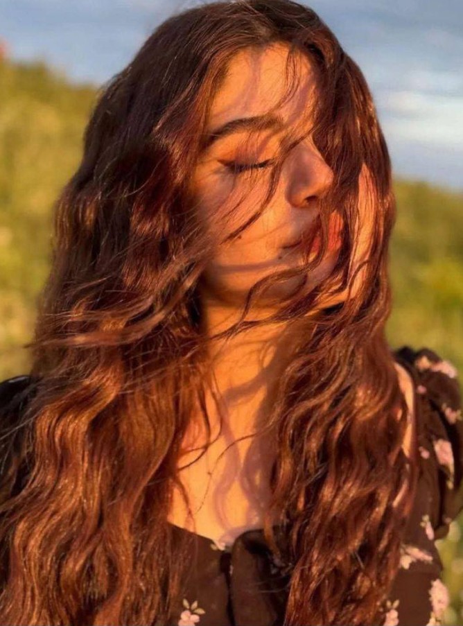Attitude Girl DP
