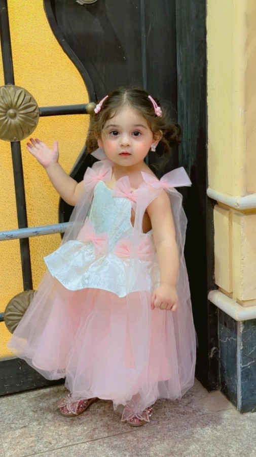 Whatsapp DP Cute baby girl