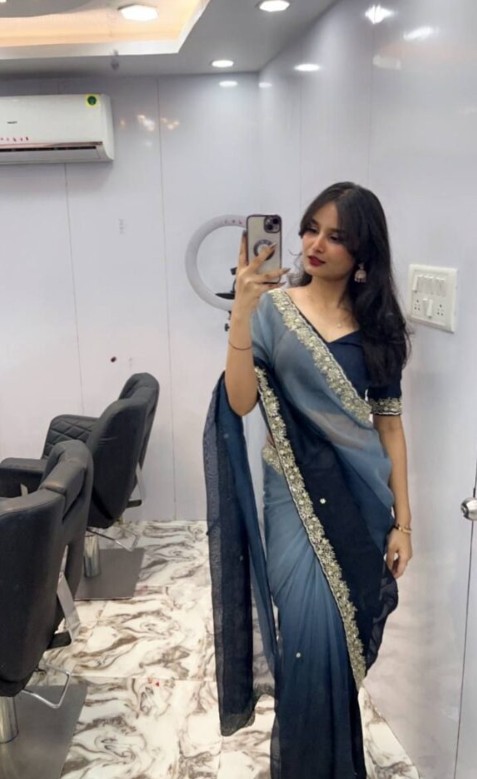 Saree Girl Dp