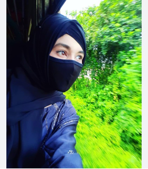 Mask Girl DP, Photos, Pictures & Wallpapers (2026) Mask Girl DP