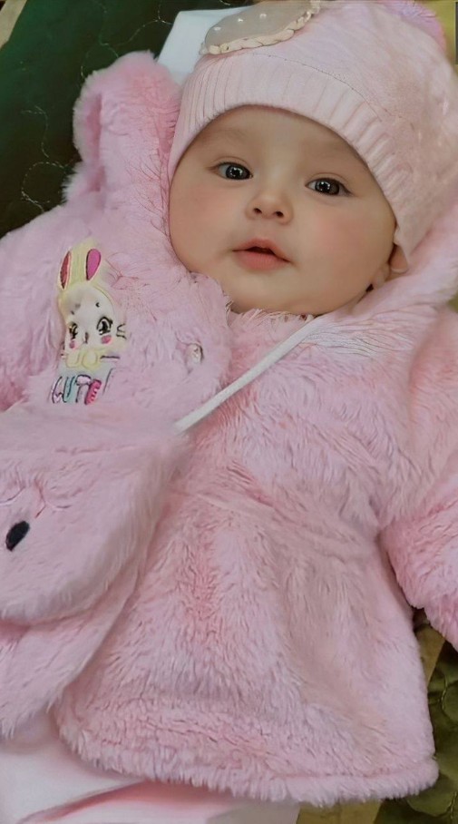 Whatsapp DP Cute baby girl