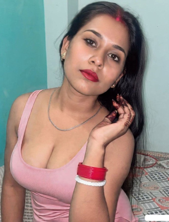 Desi Nude Pics