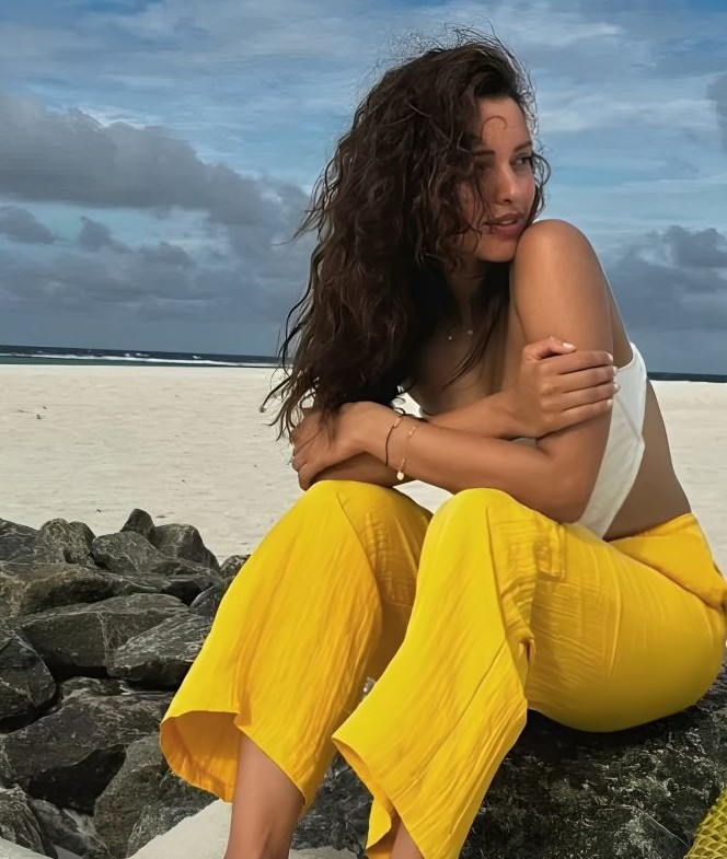 Tripti Dimri Hot Pics