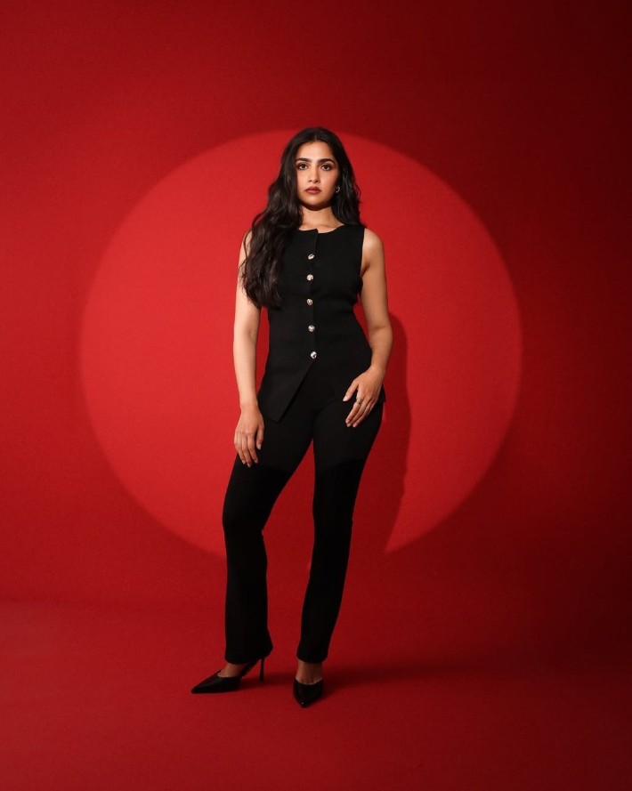 Rukmini Vasanth Hot Photos