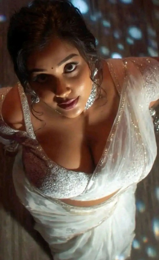Sexy Mallu Aunty Dp