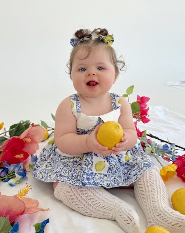 Whatsapp DP Cute baby girl