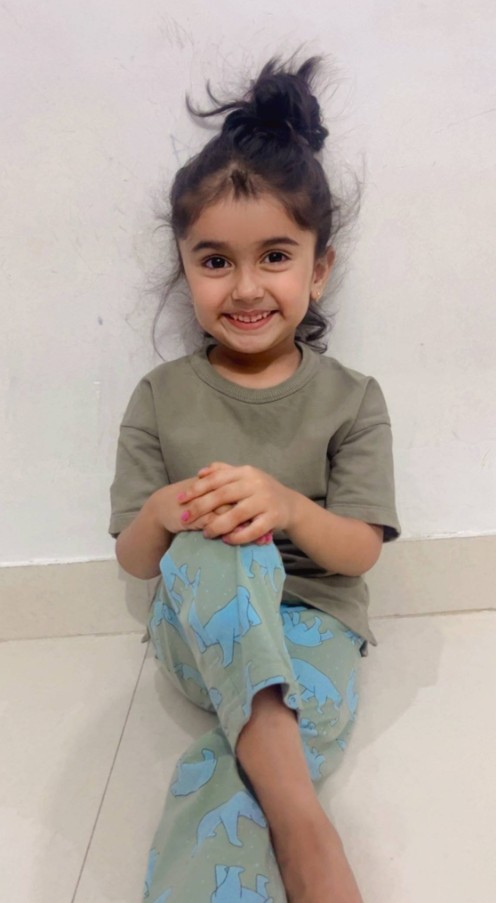 Whatsapp DP Cute baby girl