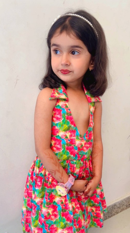 Whatsapp DP Cute baby girl