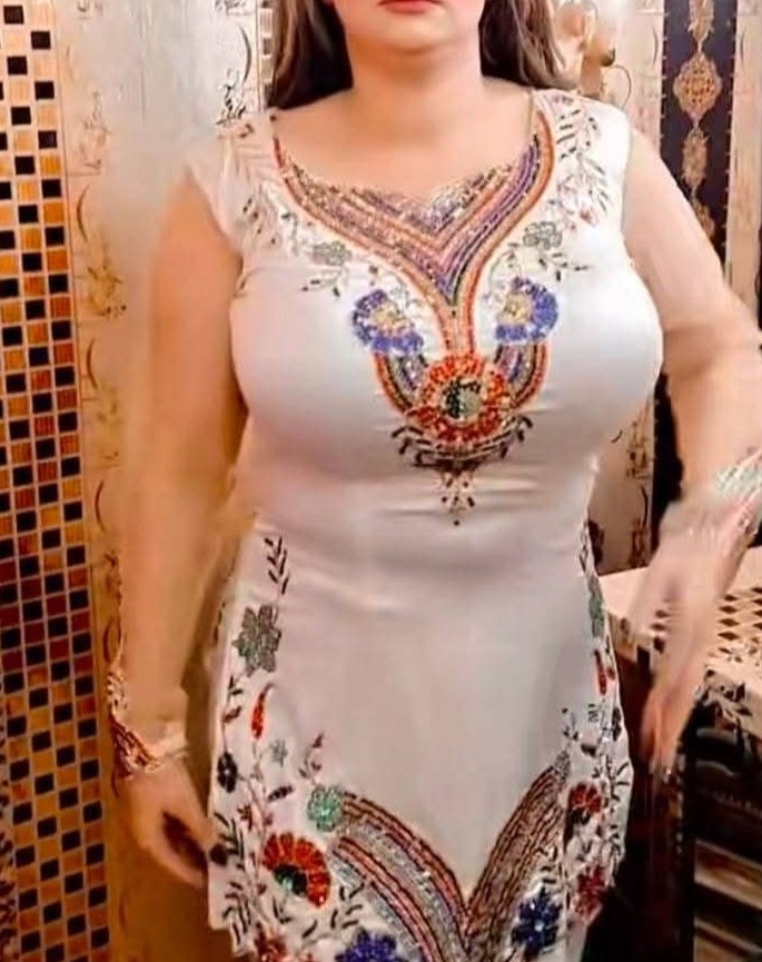Sexy Mallu Aunty Dp