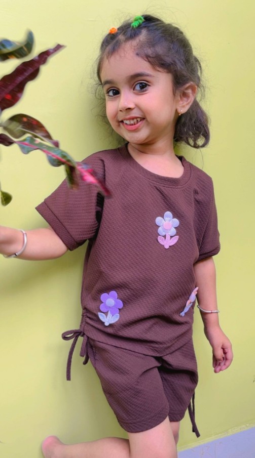 Whatsapp DP Cute baby girl