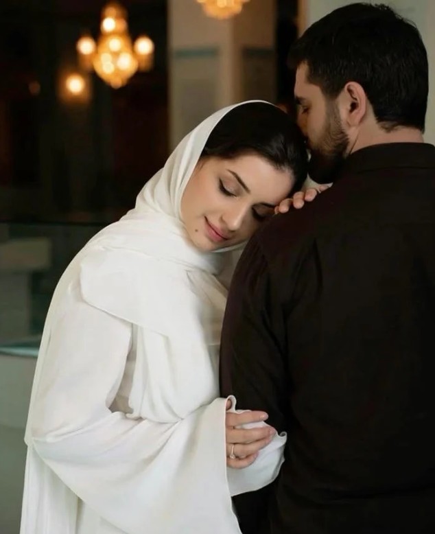 171+ Muslim Couple DP Cute & Romantic Profile Pics 171+ Muslim Couple DP Cute & Romantic Profile Pics (2026)