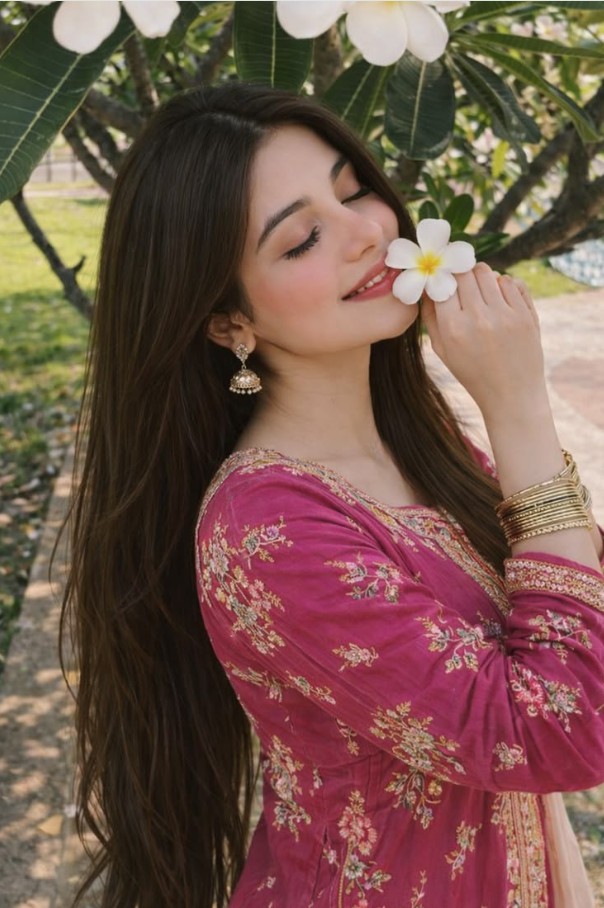 Pakistani Girl Dp