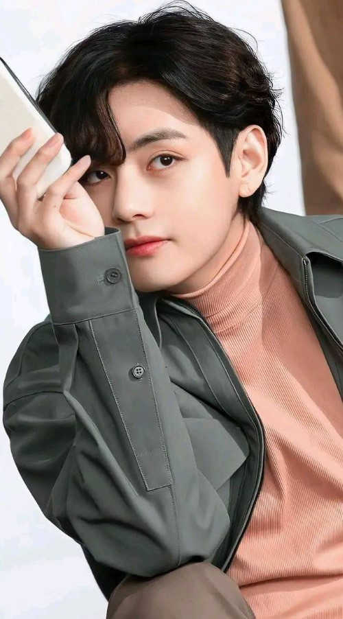 BTS V Cute Photos