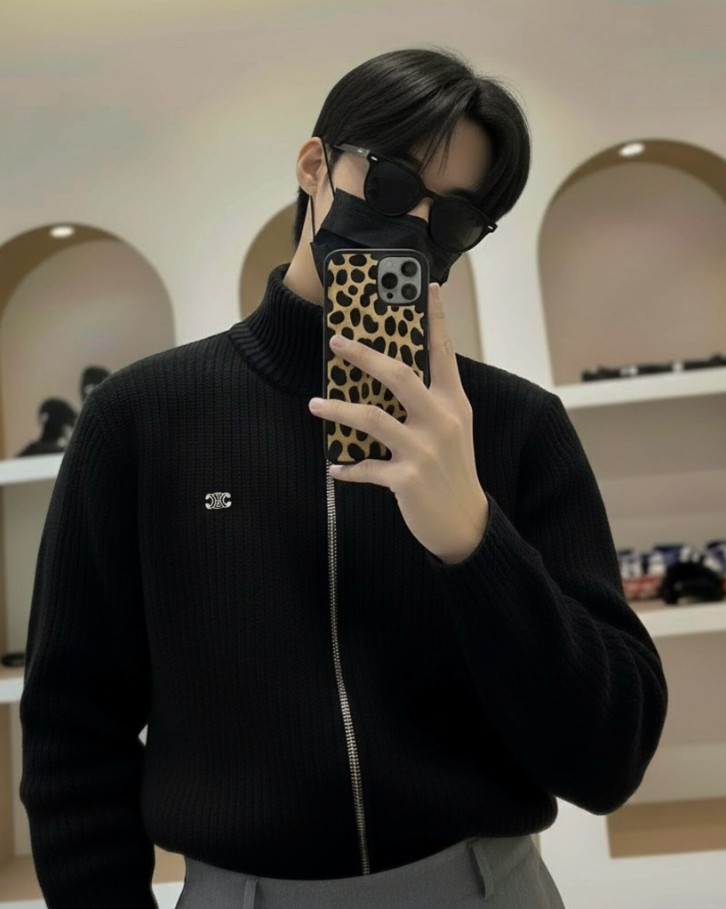 Hidden Face Boys Pic