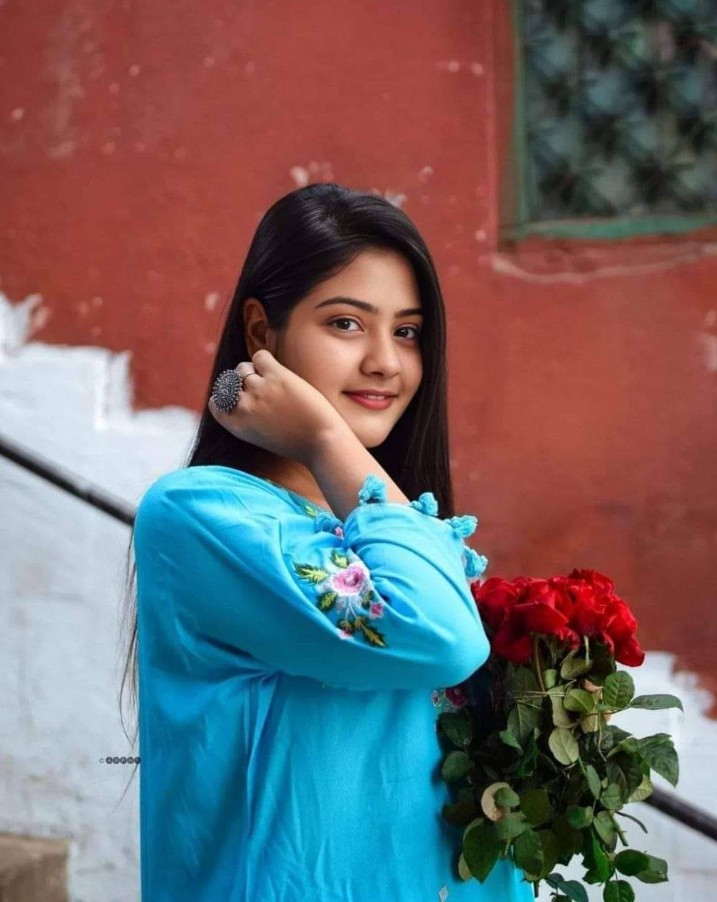 Real Simple Girl Images