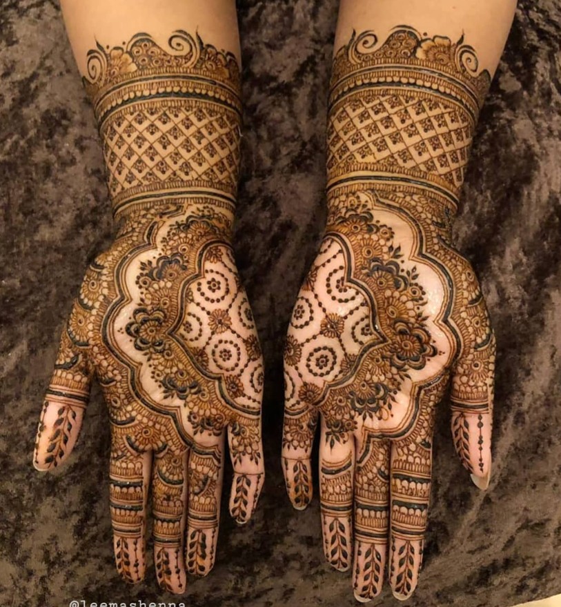 Front Hand Mehndi Design