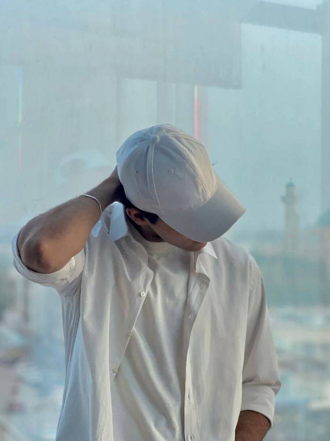 [1495+] Alone Boy DP, Images, Pics, Photos, & Pictures (2026)