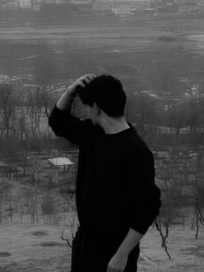 Hidden Face Boys Pic