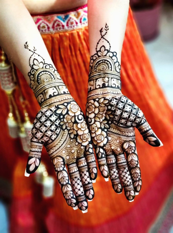 Front Hand Mehndi Design