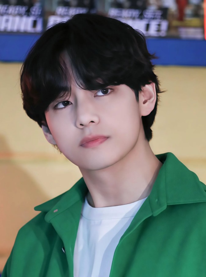 BTS V Cute Photos