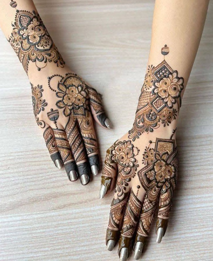 Arabic Mehndi Design
