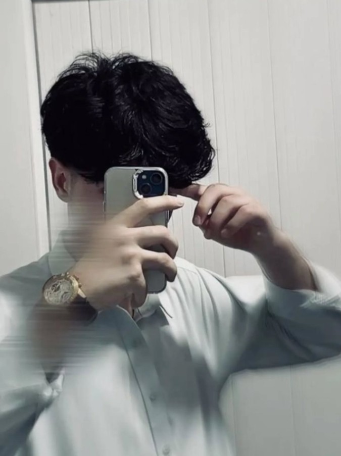 Hidden Face Boys Pic