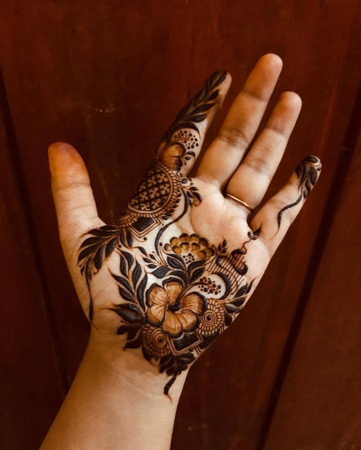 Front Hand Mehndi Design
