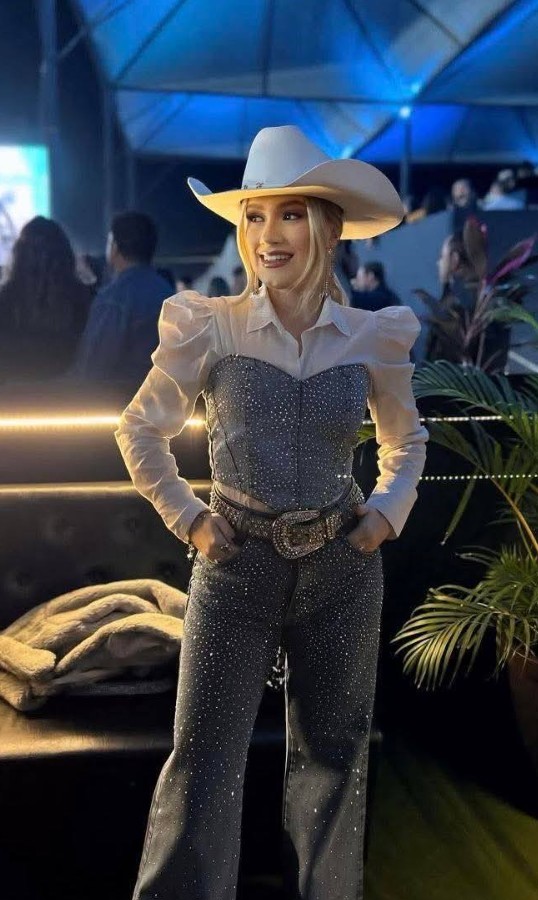 Real Simple Girl Images